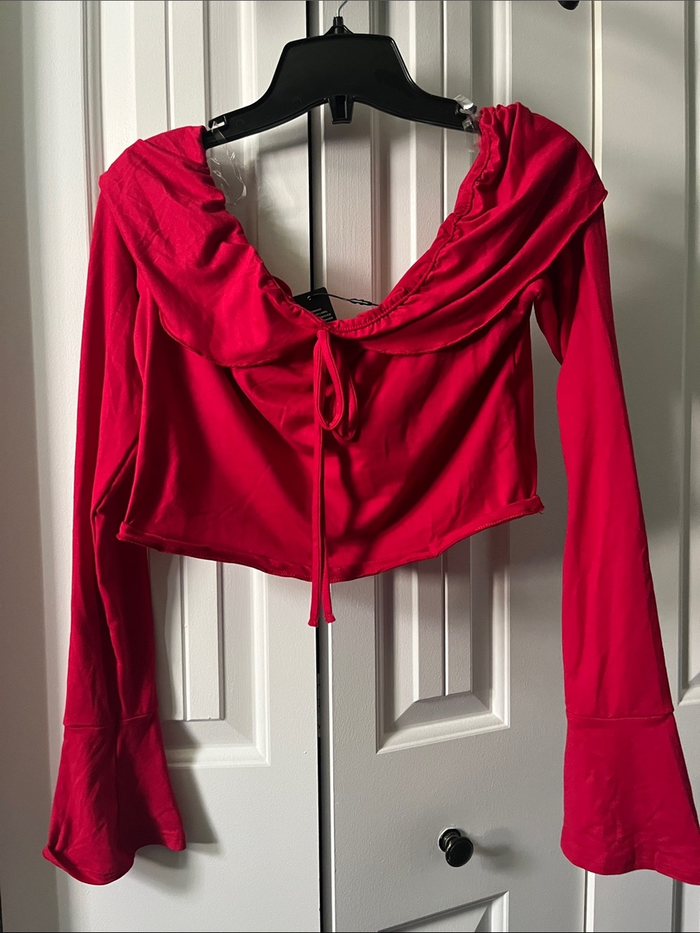 Fashion Nova Red Long-Sleeve Tie-Front Crop Top